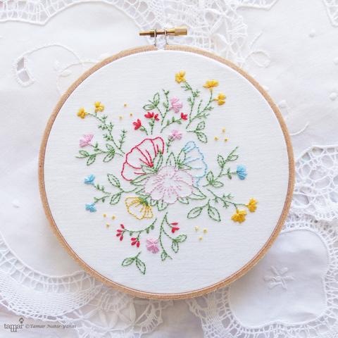 Bouquet of Flowers embroidery kit