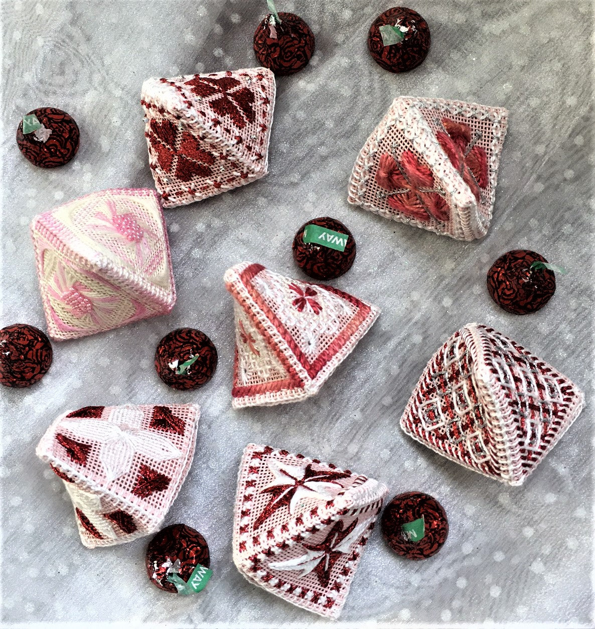 Candy Kisses canvaswork chart