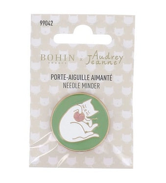 Audrey Jeanne Yarn Ball Cat Needle Minder