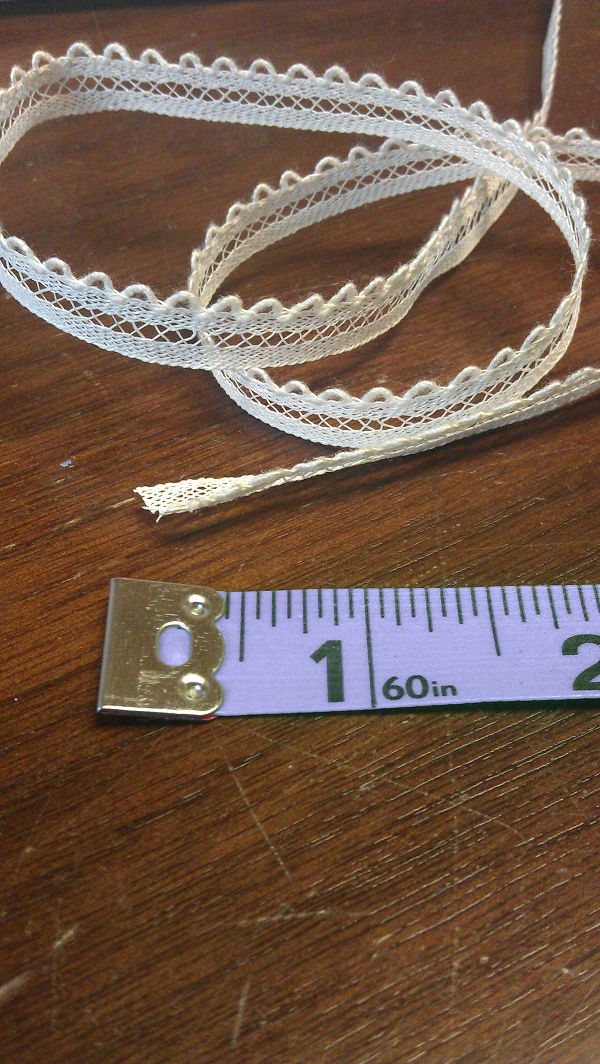 8mm Picot Edge Battenberg Lace Tape - Ecru