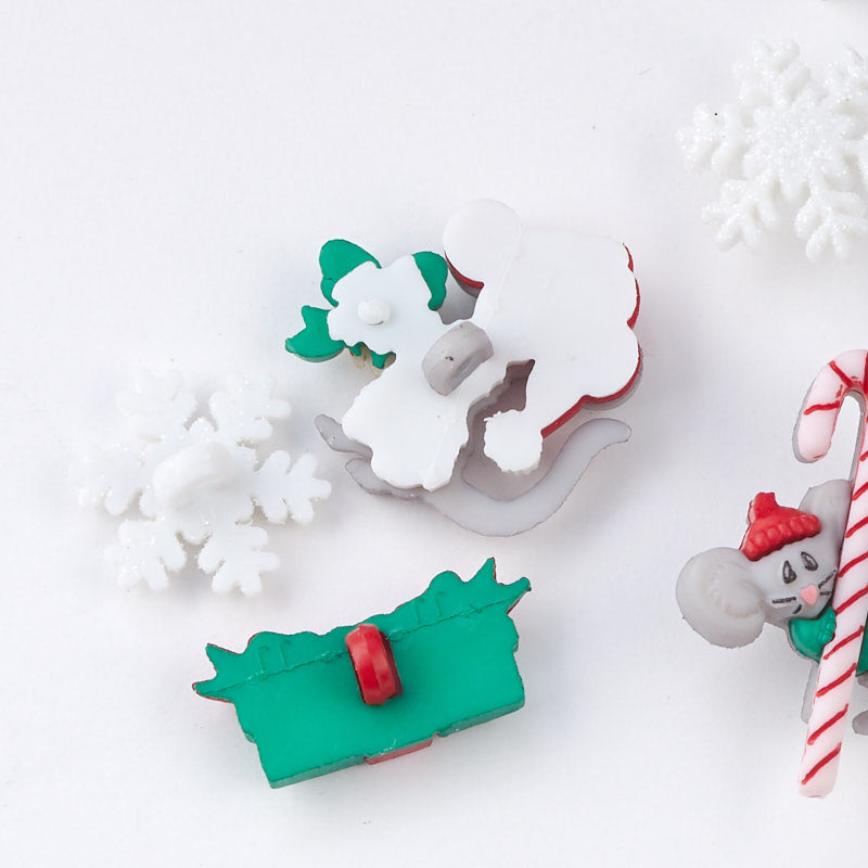 Not a Creature Was Stirring Holiday Button Set