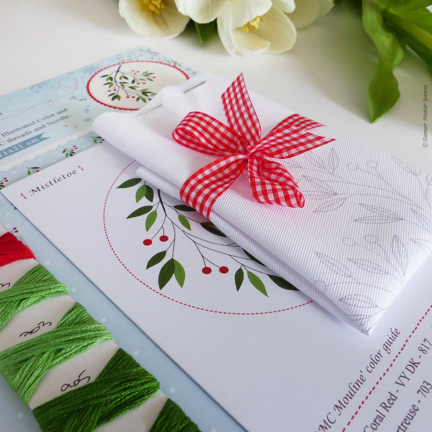 Mistletoe embroidery kit