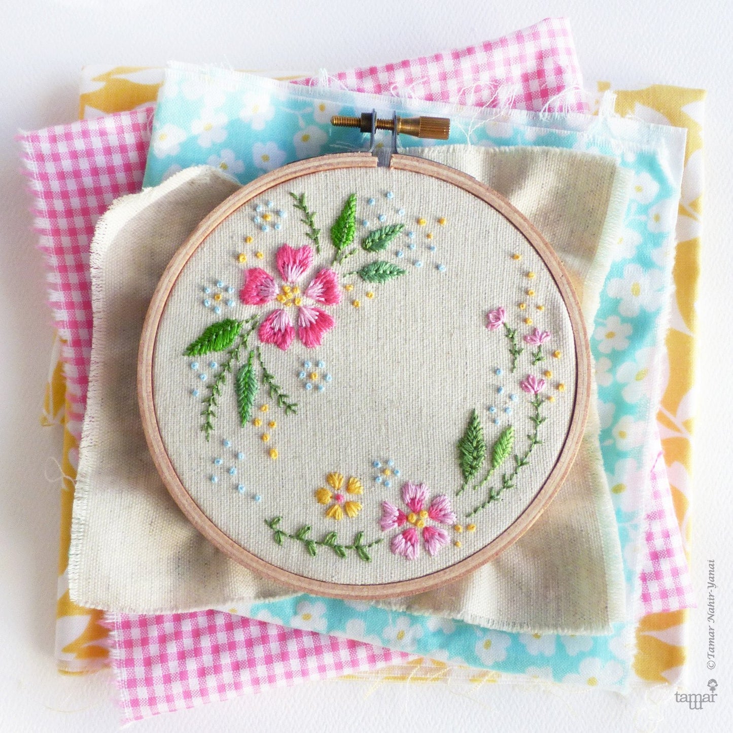 Circle of Flowers Embroidery Kit