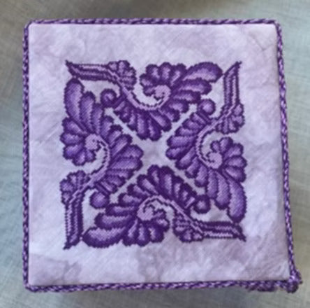 Purple Glory Box Top counted cross stitchpattern