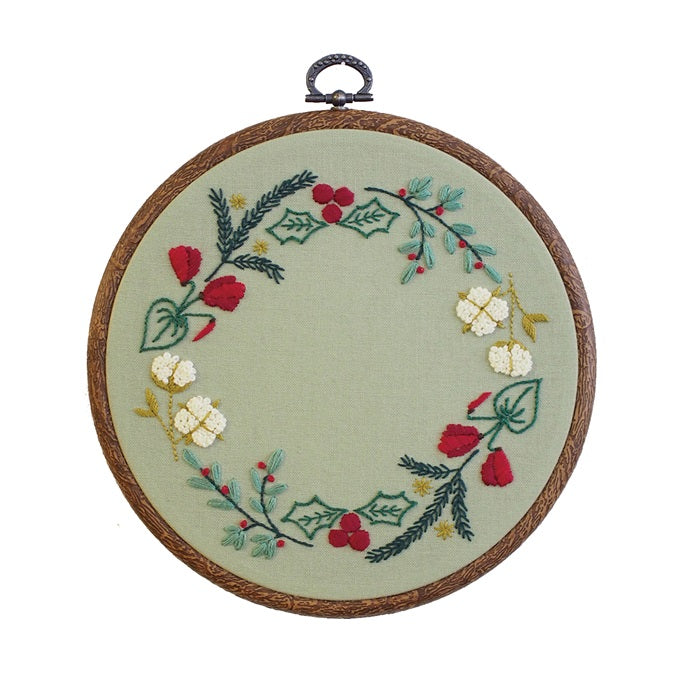 Cotton - Garden Party Botanical Wreath embroidery kit