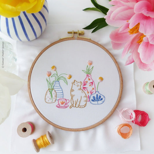 Tulips & Cat embroidery kit