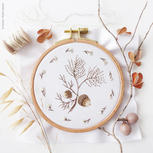 Two Acorns embroidery kit