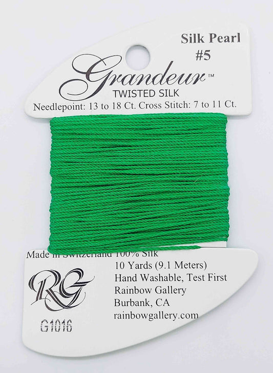 G1016 Medium Christmas Green - Grandeur Silk