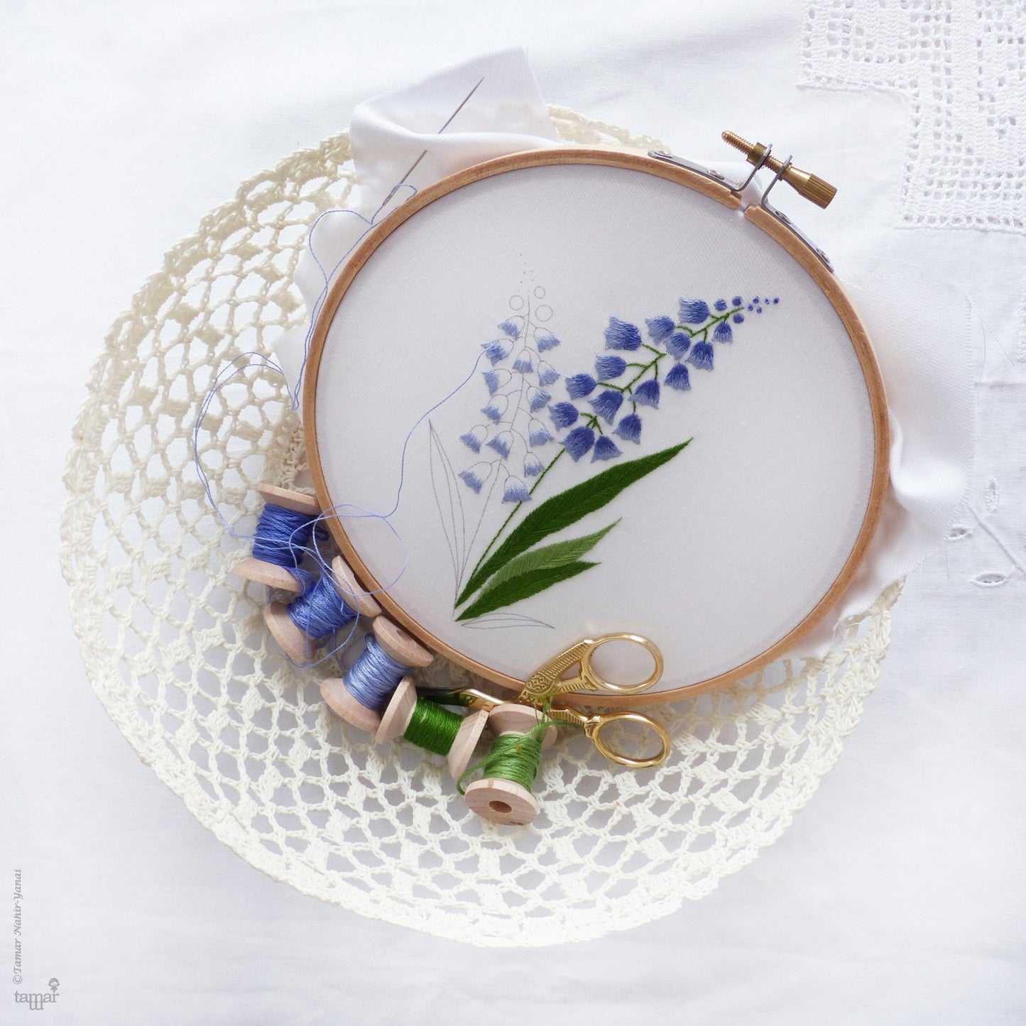 Bellevalia embroidery kit