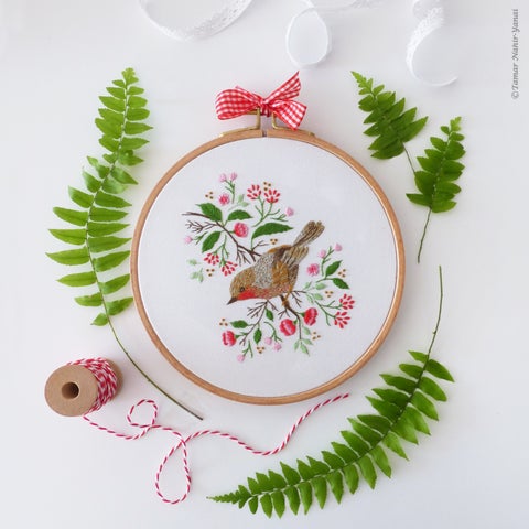 Christmas Robin Bird Embroidery Kit