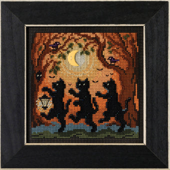 Buttons & Beads Autumn 2023 - Into the Woods counted cross stitch kit