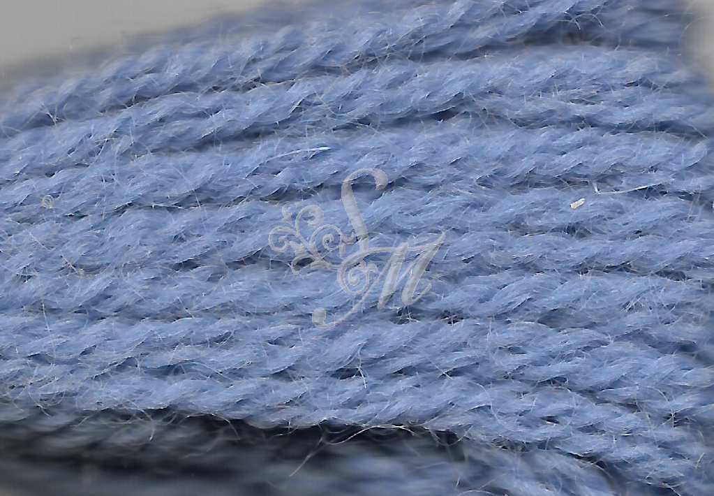 562 – Paternayan Persian wool